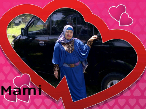 elihartini's profile picture. 