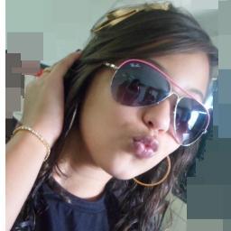 Amiga , Rebelde , á Doida da Sala rsrs , Meio Paty, Amada, Chatha , Linda, Bagunceira, Teimosa, Moleca .. :p Me Segue que Sigo de Volta !!
