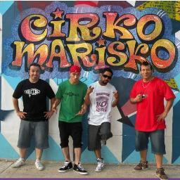 Cirko Marisko el espectáculo callejero que se convirtió en un clásico de Plaza Francia, llega al teatro para ofrecer su arte.