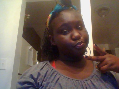 sweet loveable nice love everyone even if idont know you  pretty smart respectful  crazy  sexy