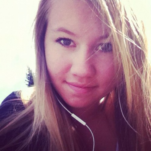 cattie_biebs's profile picture. Norwegian Bieber fan. 15 years.
swag swag swag on you.