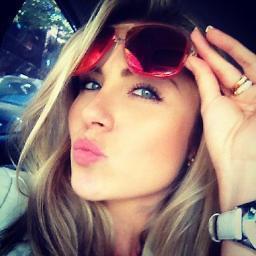 @renatadavilah EU TE AMO mais do q vc ou qualquer um possa imaginar entendeu?!