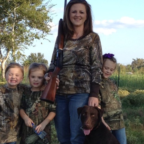 Married & Mom of 3 beautiful girls. Loves God, family, friends, baking, crafting, hunting & fishing. Work for Texas State Technical College #careers