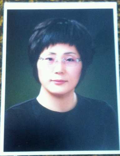 저는 전북장애인자활지원협회 부설 천사미소주간보호센터에서 근무하는 사회복지사입니다. 저는 이곳에서 매일 매일 천국방언을 들으면서 그들의  천사같은 미소을   보면서 사는 행복과 감사 을 배워가고 있습니다. 천사미소주간보호센터 와 기쁨의집 공동생활가정 에서는 생활인들을 모집합니다.