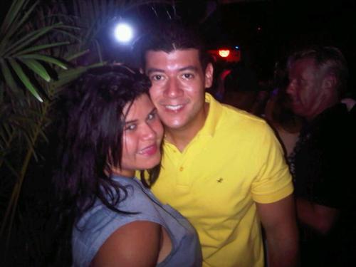 sheydecamps's profile picture. Hija de Dios y de mis padres, la menor de 6 hermanos, prometida de @fabiomonegro y Psicologa *enamorada de la vida♥ y feliz!!* Follow me! ;) #mimundofresa