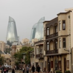 Looking for the extra-ordinary when it comes to breakfast, my favourite meal of the day! Searching for the unique, the bizarre & the tasty in Baku, Azerbaijan.