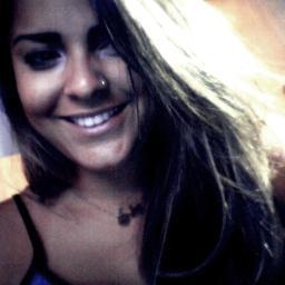 A estonteante felicidade da vida é a certeza de ser amado por aquilo que você é, ou melhor, apesar daquilo que você é.