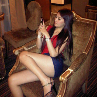 I am simple girl,beauty,smart..I like music,. NOAH and STATUZ BAND is my favorite band.