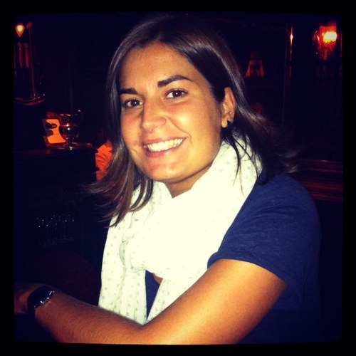 Apasionada del Social Media, Internet y de la manzanita con mordisco. Adicta el trivial, serial lover y blogger.
http://t.co/QKtGgW46
