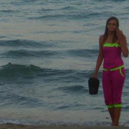Hello ! I´m Jana Duríkova.I´m from Liptovský Mikuláš in Slovakia.I´m Directioner with big heart.I like horses