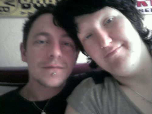 deresvele's profile picture. 