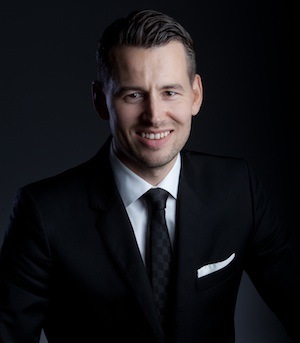 #REALTOR® / Licensed #Realestate Agent in Miami, Broward and the Palm Beaches. Extensive experience. I do referrals. Call me on 561-300-3001. #Florida