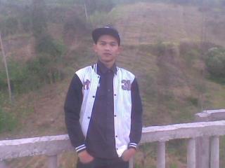 bima_choky's profile picture. Mengenal jika dikenal & Menghargai jika dihargai.