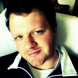 A jet-setting news junkie, film and disability blogger, who has an unhealthy obsession with Rachmaninov's Piano Concerto No. 2. I follow & unfollow back.