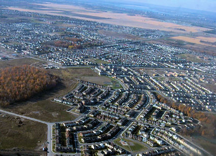 Barrhaven-oriented news and commentary. Generally defunct right now.