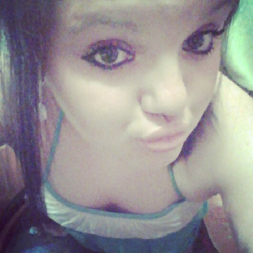 prillynn_'s profile picture. °14 years young °I blow the candles out 2°23