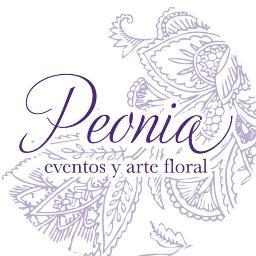 Somos un estudio de Diseño Floral para Eventos y ocasiones especiales. Arte en Flores. C. (55) 7854 3451  ventas@peonia.mx