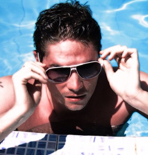 aalexander_a's profile picture. Интересы: маркетинг, креатив, управление продажами, вирусная реклама, юмор, мобильные приложения