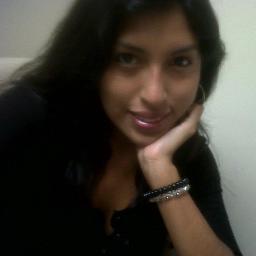 Ingeniero Químico♥
Alegre, Luchadora y Optimista☺..
Amo la música ♪♫ y aprender de cada día vivido!
Mi estilo de vida: Dios es mi motor ♥