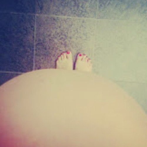 A very excited, stupidly nervous about to be a first time momma!