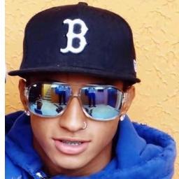 Quem não gosta de funk mete o pé por que eu vo ficar ♪ #UniaoDoTwiTterSegueEuSigoDeVolta