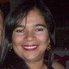 Hija de Dios.Feliz esposamadre, hermana y amiga. Católica⛪. Periodista