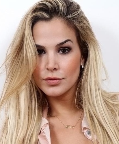 FC Dedicado pra princesa Robertha Portella
since:24/09/2012
