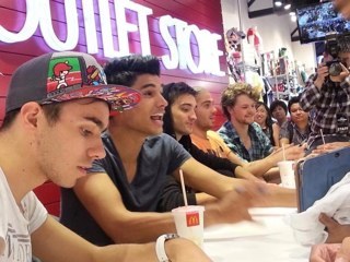 #TWFanmily always