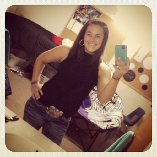 AbbyAltom's profile picture. 