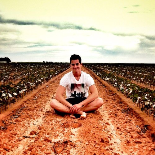 dakotus_08's profile picture. Kingdom-minded. 

Building a legacy. 

Humble with a hint of Kanye.