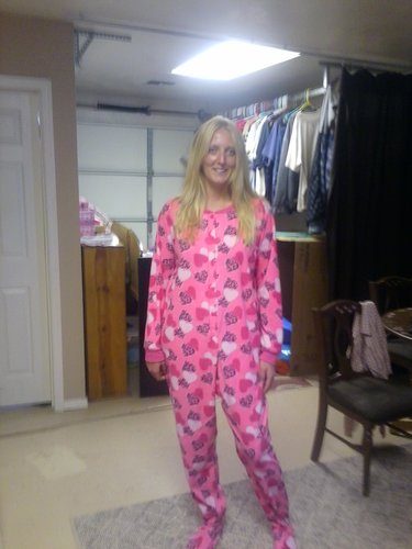 jesaca17's profile picture. 