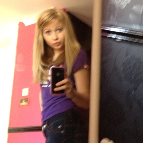 LouisaDeeC's profile picture. BenHowardilysm FollowBack:3 x