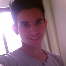 Eu amo muuuuito ele! Ele é só meu e demais NINGUÉM ta,ok? Recado dado, sou muito ciumenta por isso não chegue perto doq é MEU! ;) Namorada akie! @_AFlamenguista