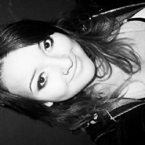 Vou caçar mais de um milhão de vagalumes por aí,
Pra te ver sorrir eu posso colorir o céu de outra cor ♪