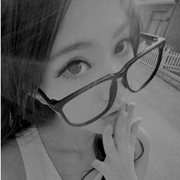 Hewwo! I am Jay *waves cutely* I am twee years owld and @ScorpiusM_HPR is my bwestestest fwiend *grins* . Mwy Dawddy ish @BlaiseZ_HPR