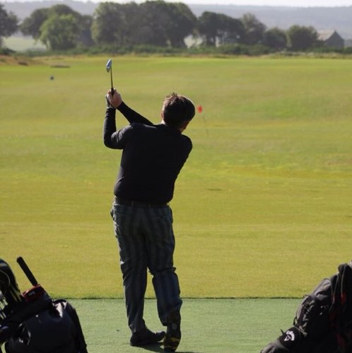 frankieabradley's profile picture. Loves golf, wine and his friends.. oh and the wife! Possibly the worst footballer ever:)