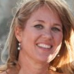 DigiVino: custom, affordable Web, mobile and social promotion for the wine world. O sea, medios sociales y digitales para promocionar el mundo del vino.