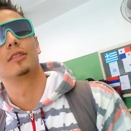 HA MLK FEXADAO NO BONDE ' OS CRIAS DO MIRIM, PARCERAGE A MIL GRAU TA LIGADO, NUH ESTILO COLOMBIANO.... DOGUINHA DIRETORIA É NOIS MLK '  .....
