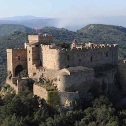 Join us worldwide awareness campaign on abandoned castles so we can save them those who care about abandon castles as a group u.k & Europe.