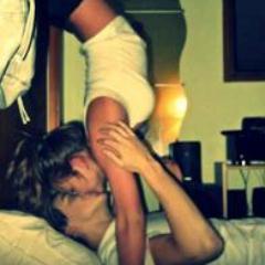 BrunetteeBitch's profile picture. 