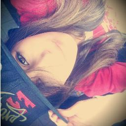 Oiii *---*
 Sou aquela menina que muitas #invejam  fazer oque neh A gatinha aqui seduz geral !
Me segui que eu sig d volta #NaoMordo . Só tiro pedaço'-'
 .