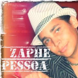 22 Anos, Feliz e bem humorado, adoro fazer amigos... Quer saber mais me segue!