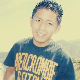 Hola soi adrian :3 ♥