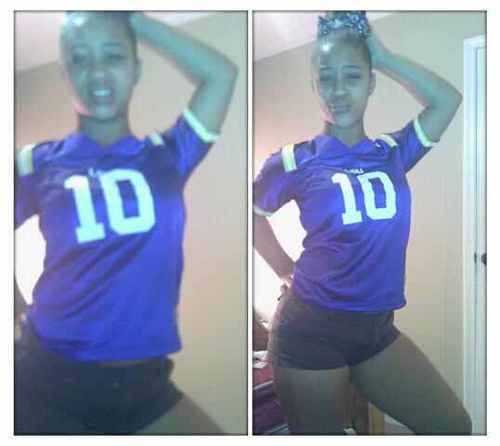 Im Mixed , & Imm A Really Cool Person #TeamShawty #TeamBeautiful & Thats It :) But Yoooo . Follow Me :)