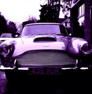 Graphic designer
Who owns
db4 designs