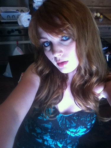 JanineMcRoy's profile picture. I am a girl who loves to have funn! Outgoing and Bisexual!! :D always having funn and a smile on my face