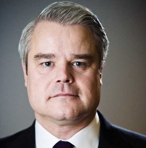 Executive sales & business development professional with 30+ years experience in the Financial Services Industry | My views and comments on Twitter are personal