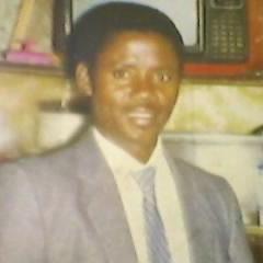 conseiller en droits humains, adore le gospel,le vélo,jogging,les randonnées, les films documentaires et religieux, la lecture; papa comblé par Dieu...