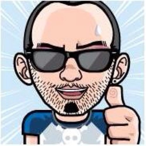 pateracas's profile picture. Informàtic, o almenys això diuen...🎗