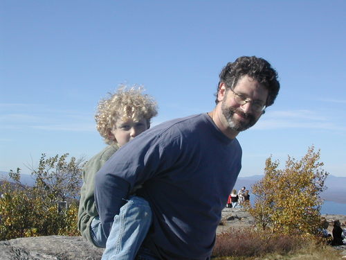 Husband, dad, journalist living in New Hampshire.